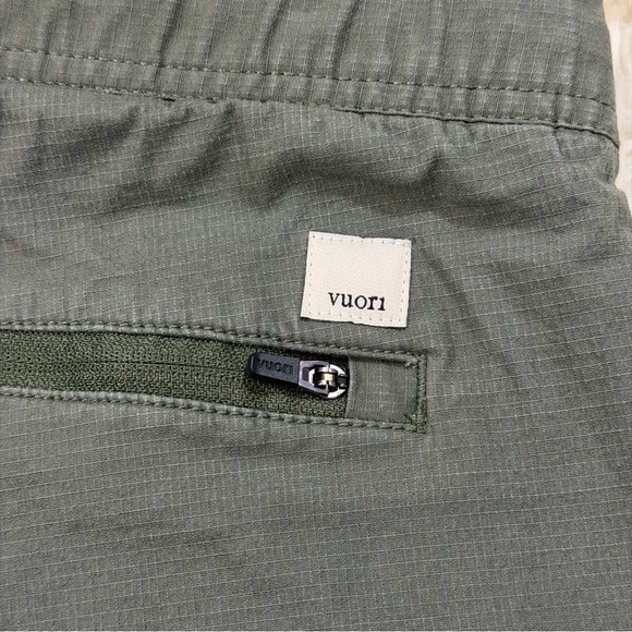 Vuori Women’s Ripstop Pants Organic Cotton - Picture 10 of 14